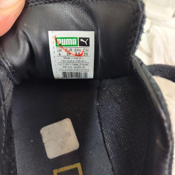 Puma Basket Low Top Shoes Womens Size 8.5 Black Suede Gold Metallic Toe Cap - Picture 12 of 14